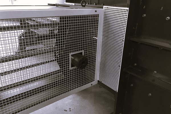 Proteção de máquina em engrenagem — adequação de segurança NR-12, Bemi Engenharia